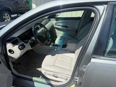 2008 Chevrolet Impala, $4000. Photo 5