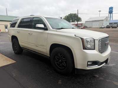 2015 GMC Yukon, $18500. Photo 2