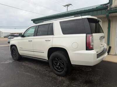 2015 GMC Yukon, $18500. Photo 4