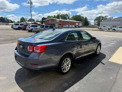 2013 Chevrolet Malibu, $7000. Photo 3