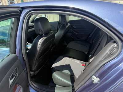 2013 Chevrolet Malibu, $7000. Photo 6