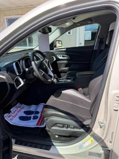 2013 Chevrolet Equinox, $3500. Photo 6