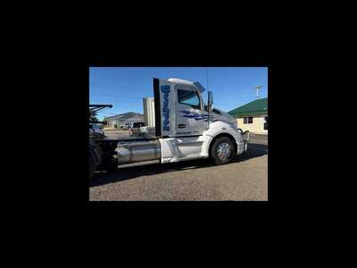2018 Kenworth T680, $30000. Photo 2