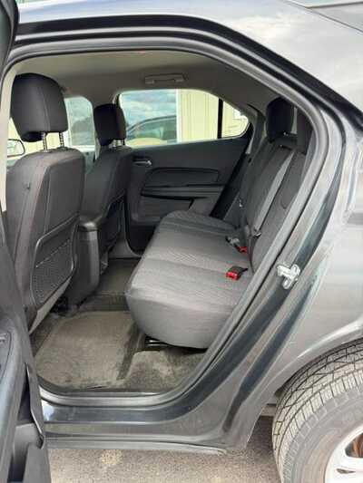 2017 Chevrolet Equinox, $6000. Photo 6