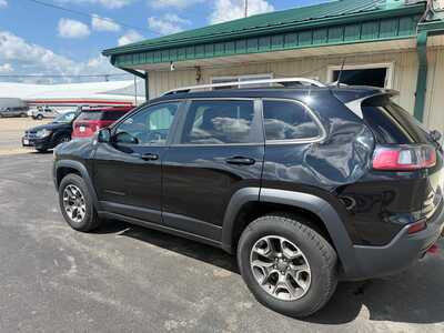 2020 Jeep Cherokee, $10500. Photo 3