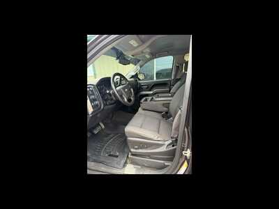 2015 Chevrolet 1500 Crew Cab, $10000. Photo 5