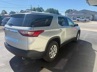 2019 Chevrolet Traverse, $16000. Photo 4