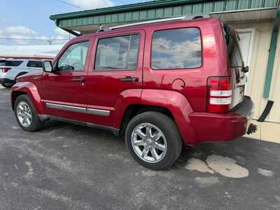 2011 Jeep Liberty, $5000. Photo 3