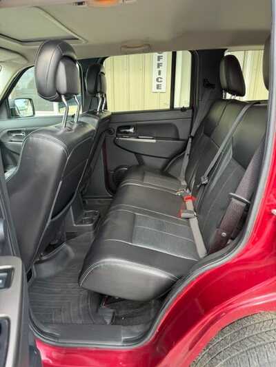 2011 Jeep Liberty, $5000. Photo 6