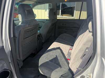 2004 Honda Pilot, $3500. Photo 6