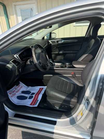 2014 Ford Fusion, $5000. Photo 5
