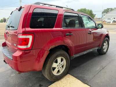 2010 Ford Escape, $4500. Photo 3