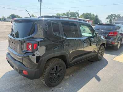 2017 Jeep Renegade, $10000. Photo 4