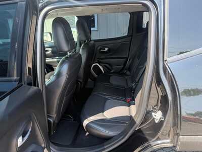 2017 Jeep Renegade, $10000. Photo 7