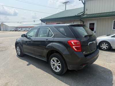 2017 Chevrolet Equinox, $7000. Photo 3