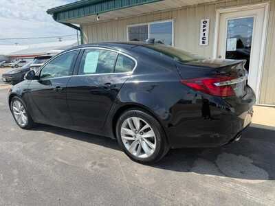 2017 Buick Regal, $9000. Photo 4