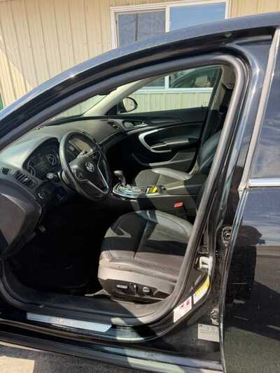 2017 Buick Regal, $9000. Photo 5