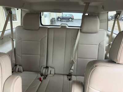 2016 GMC Yukon XL, $13500. Photo 6