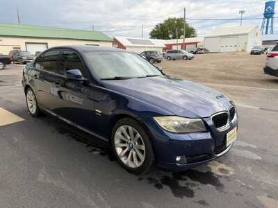 2011 BMW 3 Series, $5000. Photo 2
