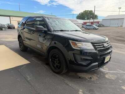 2018 Ford Explorer, $0. Photo 2
