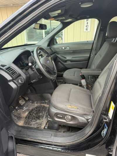2018 Ford Explorer, $0. Photo 5