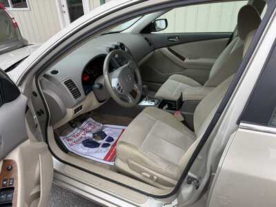 2009 Nissan Altima, $4650. Photo 5