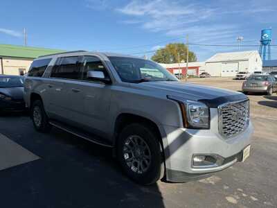 2018 GMC Yukon XL, $16500. Photo 4