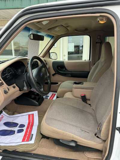 2001 Ford Ranger Ext Cab, $5000. Photo 5