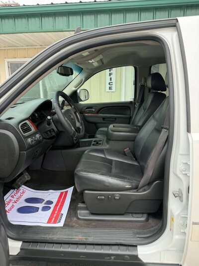 2012 GMC 1500 Crew Cab, $9000. Photo 5
