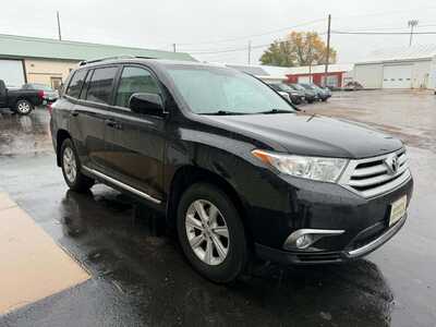 2011 Toyota Highlander, $8500. Photo 2