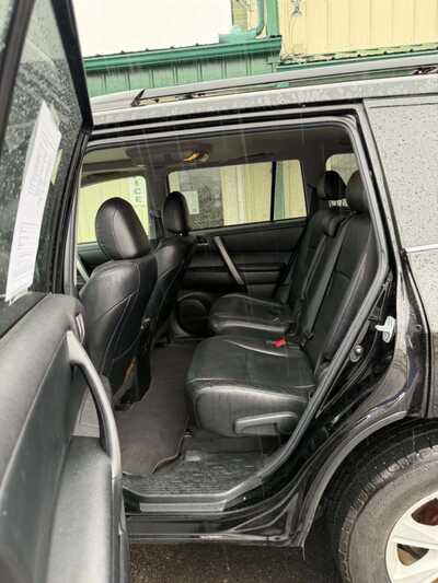 2011 Toyota Highlander, $8500. Photo 6