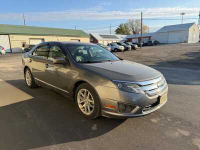 2011 Ford Fusion, $5000. Photo 2