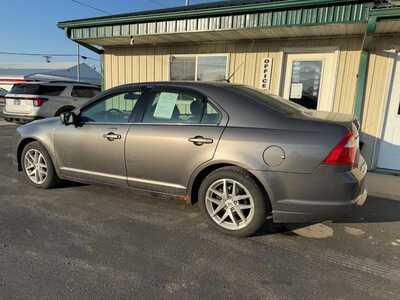2011 Ford Fusion, $5000. Photo 4