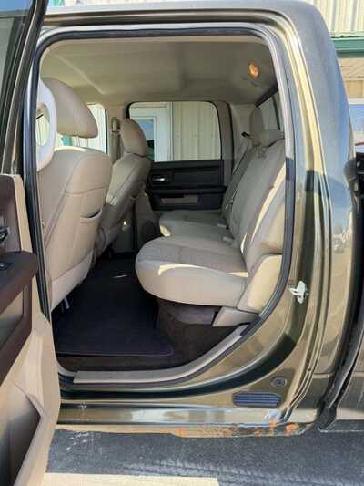 2012 RAM 1500 Crew Cab, $5200. Photo 6