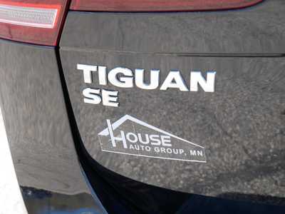 2021 Volkswagen Tiguan, $22815. Photo 11