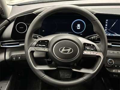 2024 Hyundai Elantra, $24432. Photo 10