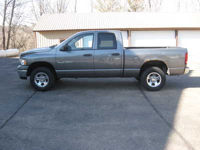 2005 RAM 1500 Crew Cab, $2999. Photo 1