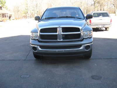2005 RAM 1500 Crew Cab, $2999. Photo 2