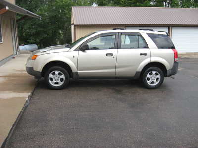 2002 Saturn VUE, $4900. Photo 1