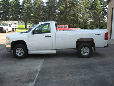2009 Chevrolet 2500 Reg Cab, $8700. Photo 1