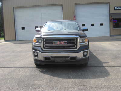 2014 GMC 1500 Crew Cab, $7300. Photo 2