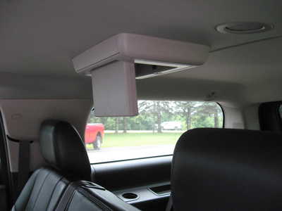 2012 Chevrolet Suburban, $5500. Photo 6