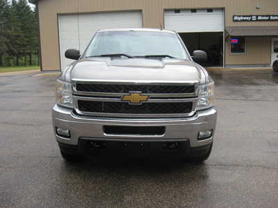2014 Chevrolet 2500 Crew Cab, $6900. Photo 2