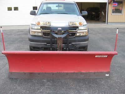 2006 Chevrolet 2500 Reg Cab, $6900. Photo 5