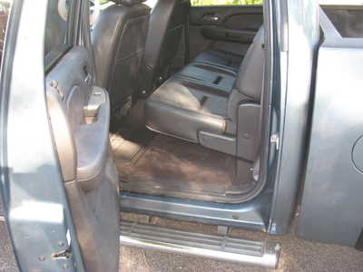 2013 Chevrolet 1500 Crew Cab, $7900. Photo 6