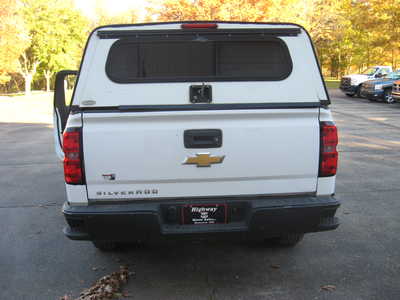 2014 Chevrolet 1500 Reg Cab, $3900. Photo 4