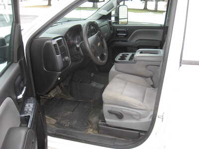 2014 Chevrolet 1500 Ext Cab, $6900. Photo 5