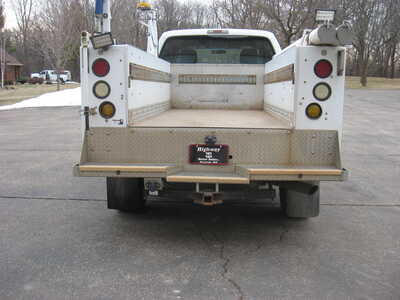 2013 Ford F350 Ext Cab, $7900. Photo 4