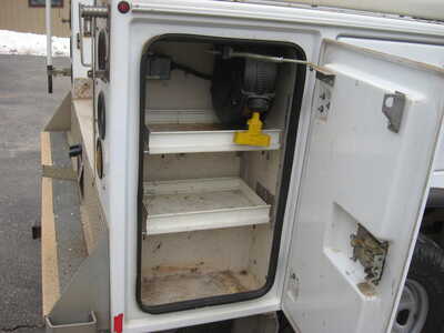 2013 Ford F350 Ext Cab, $7900. Photo 8