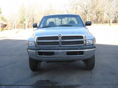 1996 Dodge 2500 Reg Cab, $3900. Photo 2